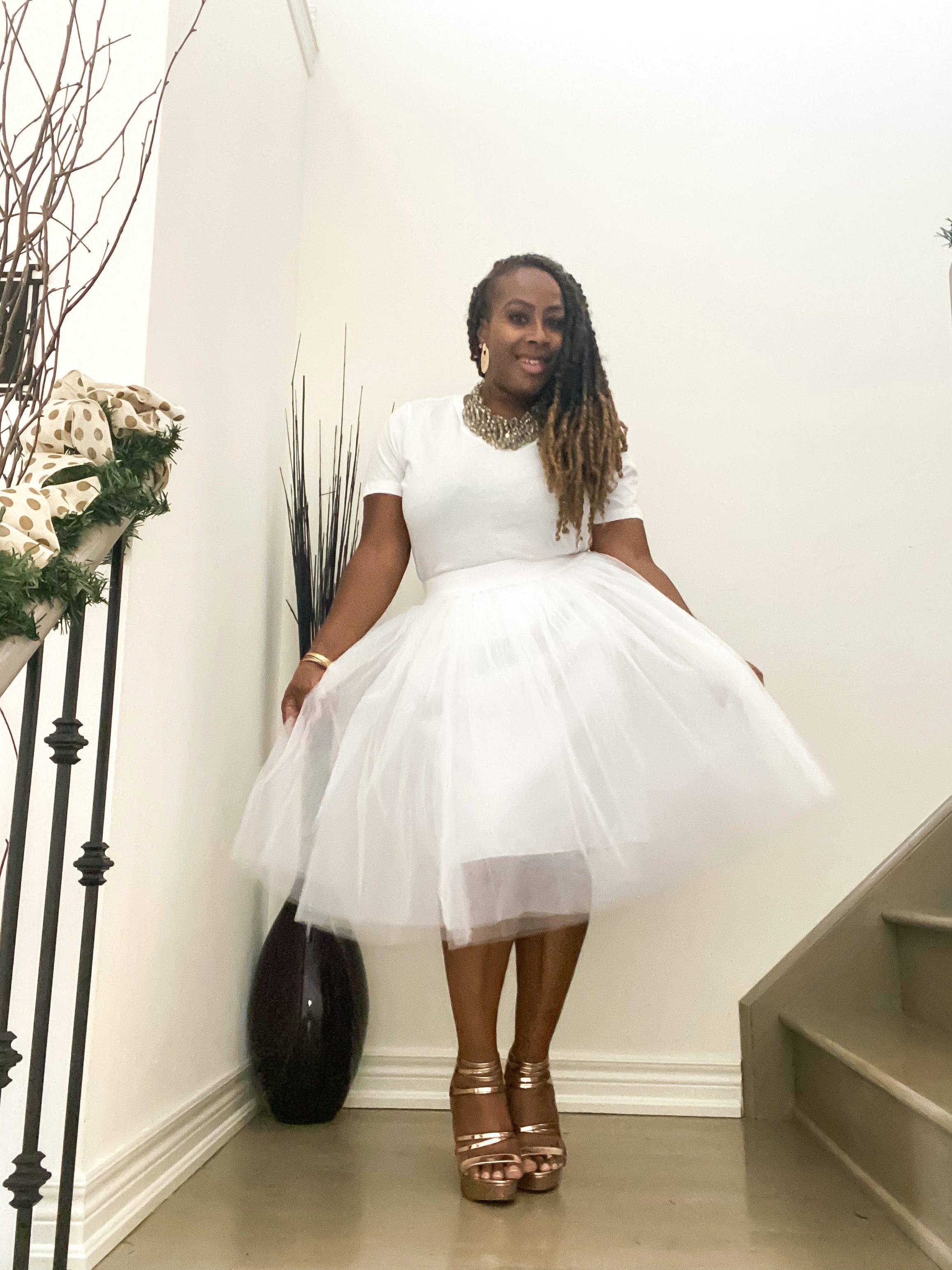 White knee on sale length tutu skirt