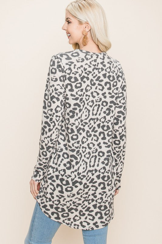 Leopard Love long Sleeve Top