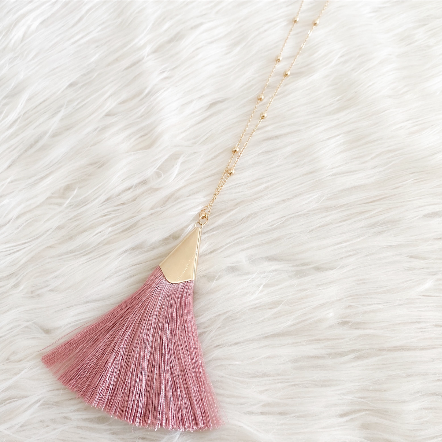 Sweet Tassel Necklace - Light Grey