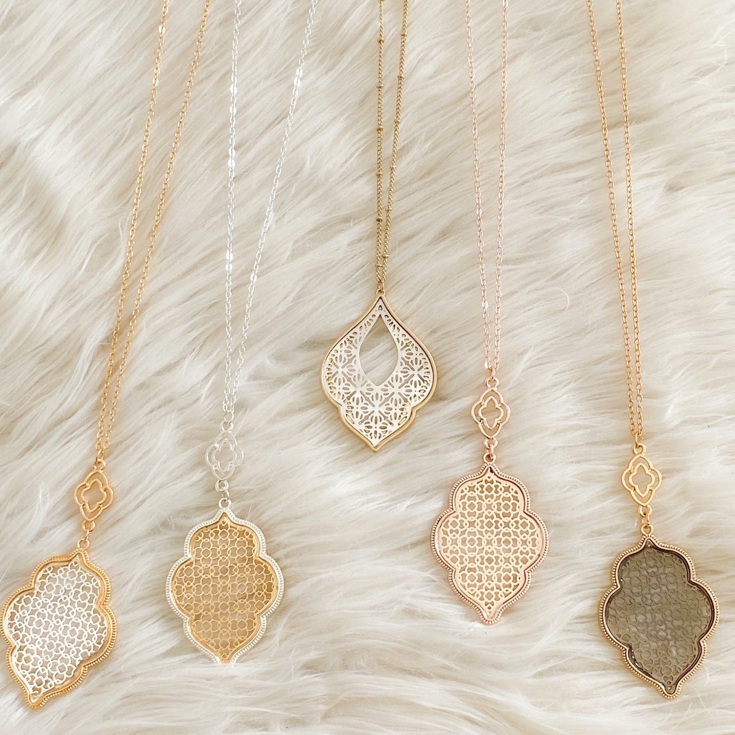 Bailey-Love Geometric Necklaces - Black/Gold