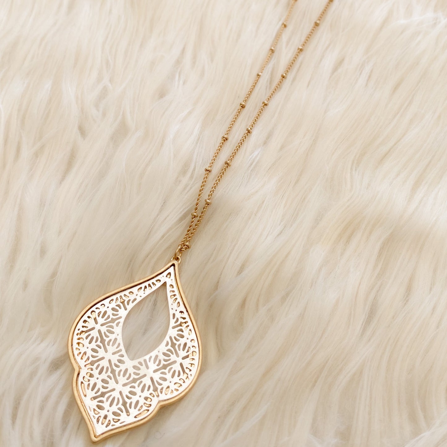 Bailey-Love Geometric Necklaces - White