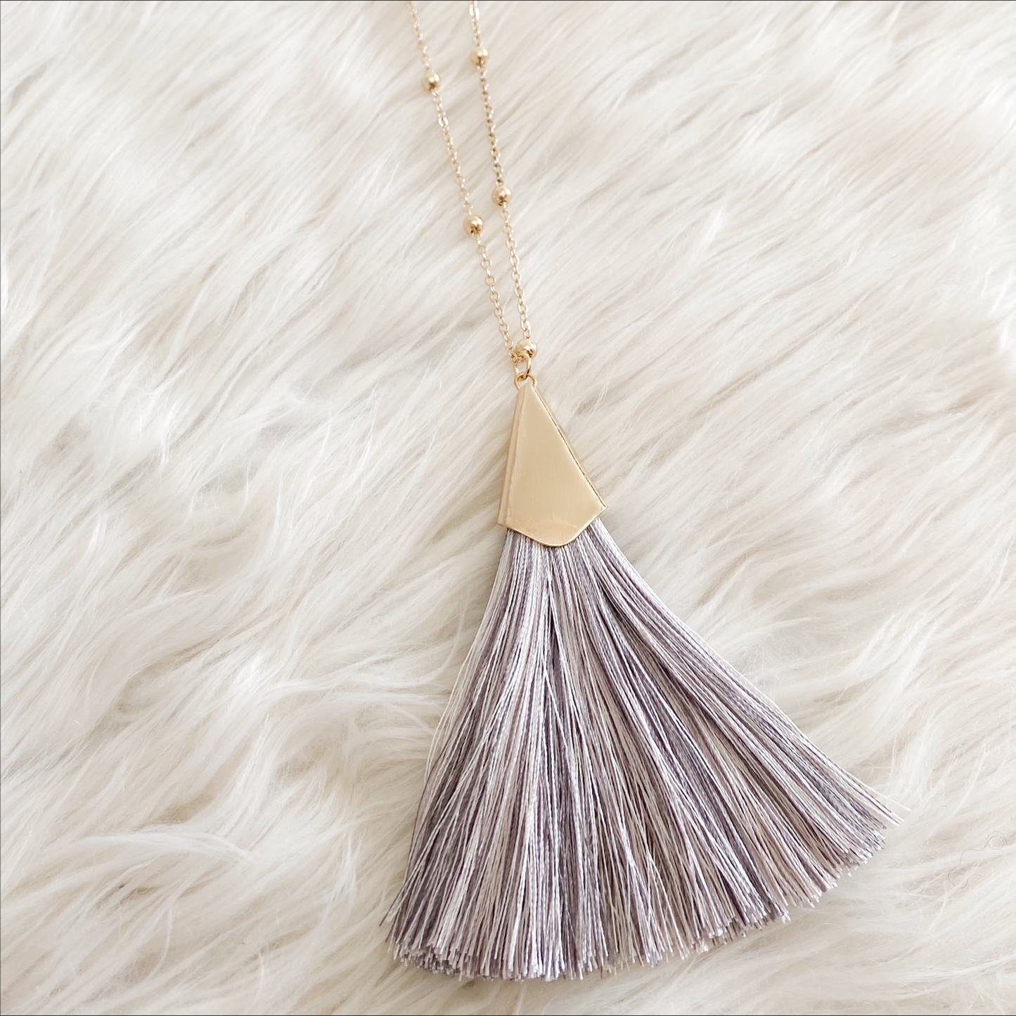 Sweet Tassel Necklace - Light Grey