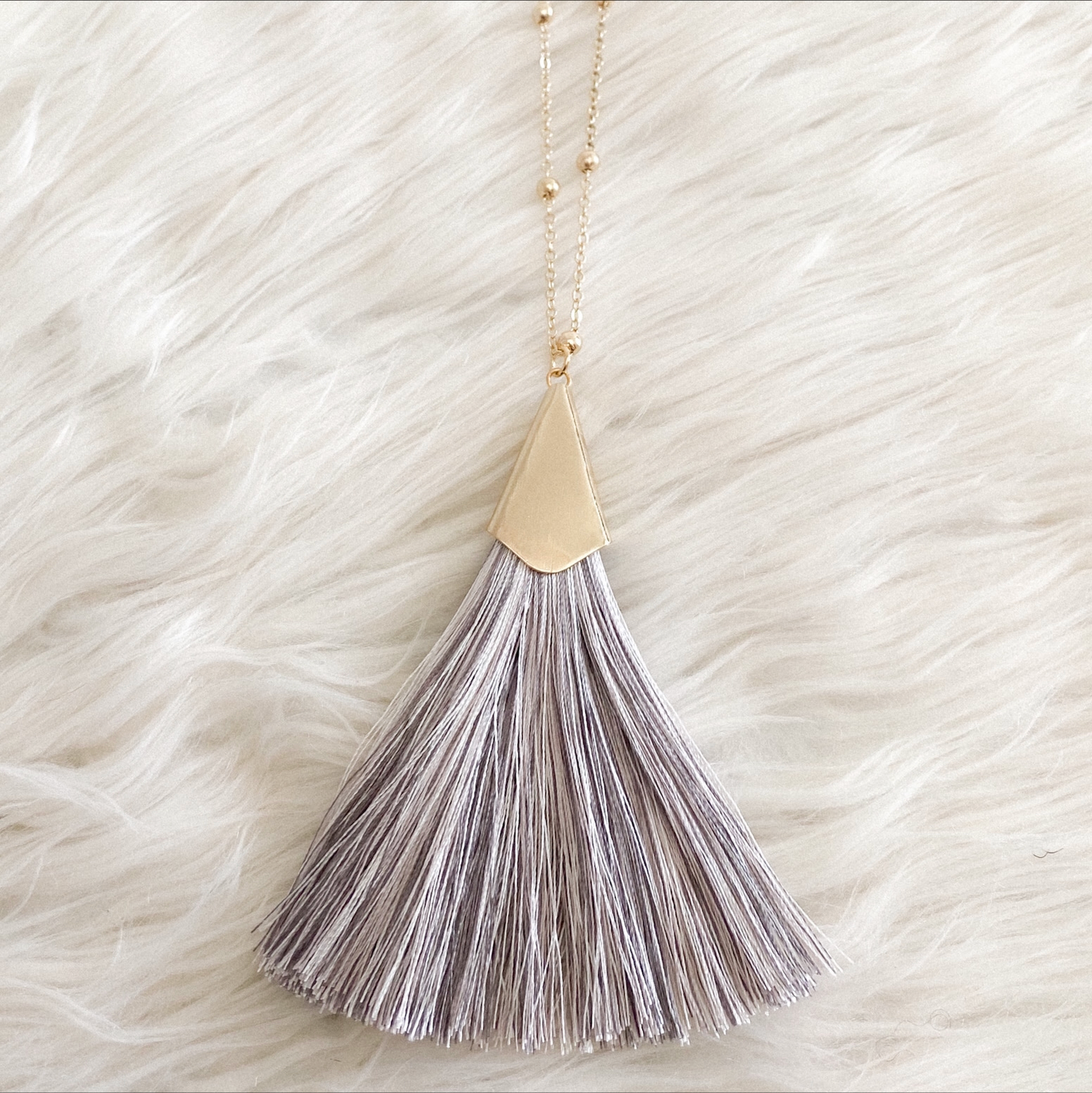 Sweet Tassel Necklace - Light Grey