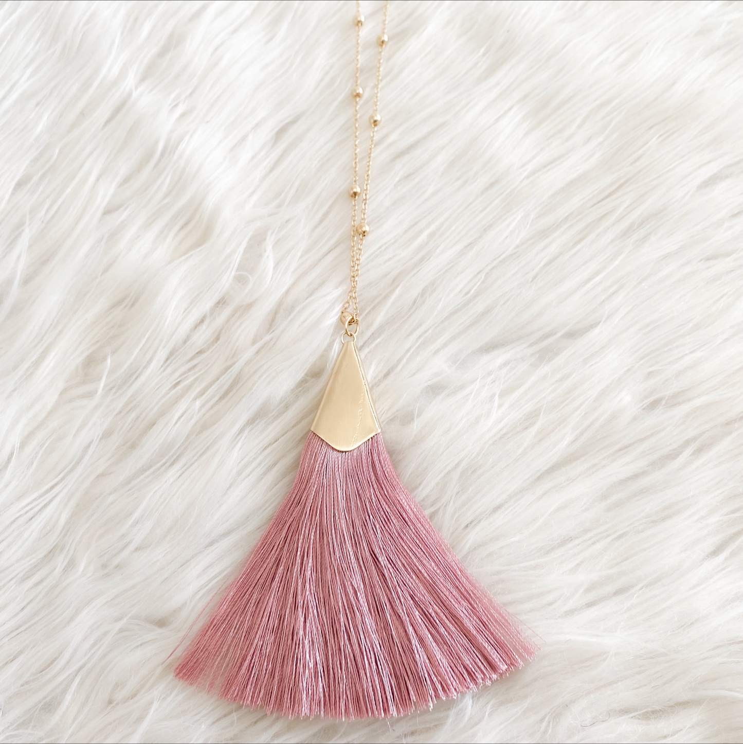 Sweet Tassel Necklace - Light Grey