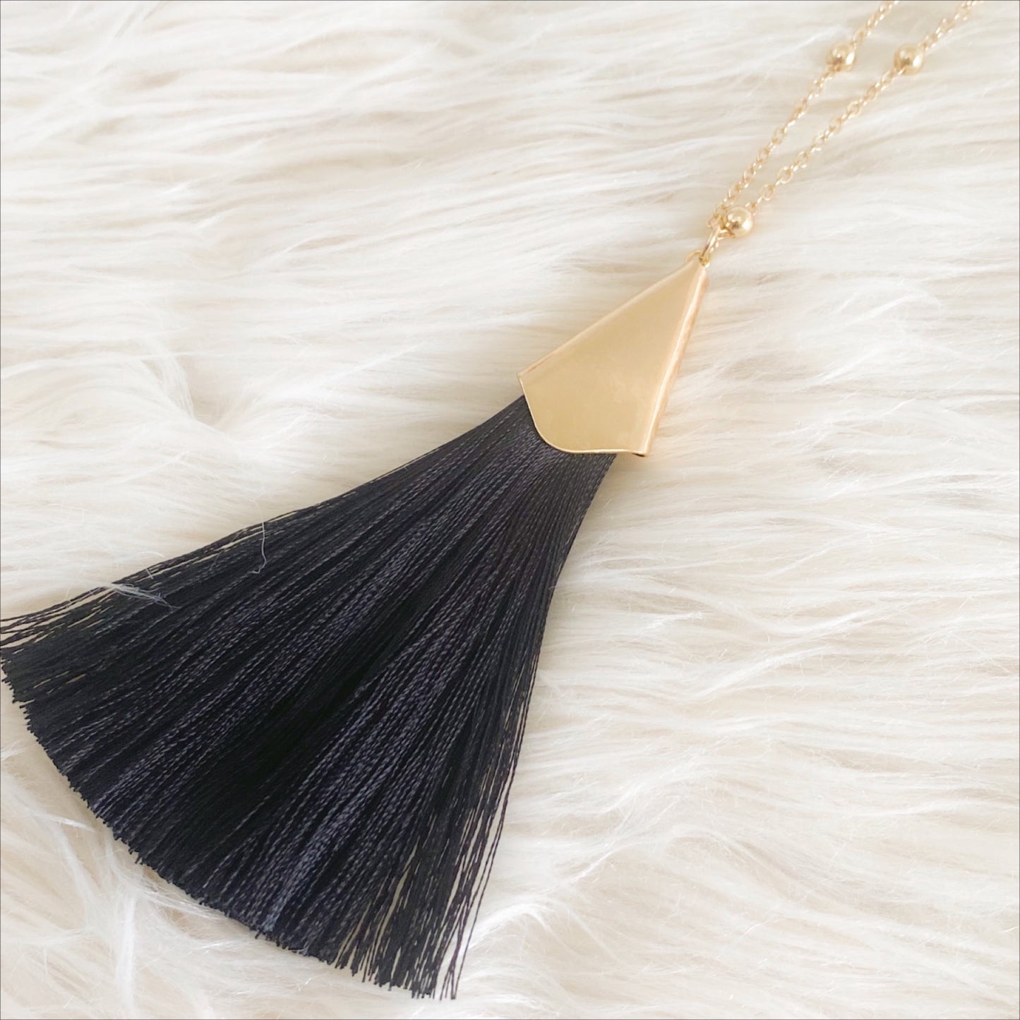 Sweet Tassel Necklace - Dusty Pink