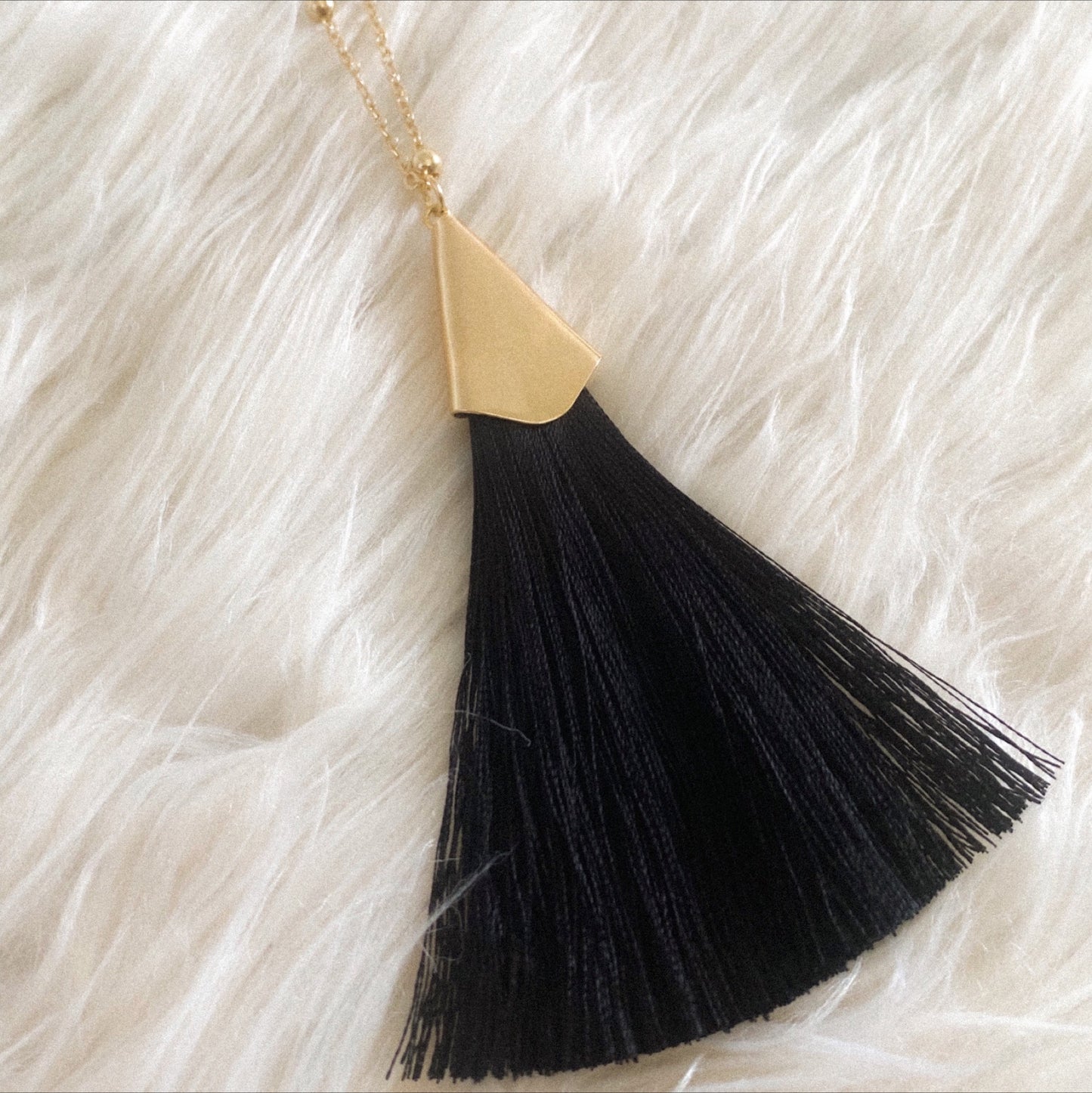 Sweet Tassel Necklace - Dusty Pink