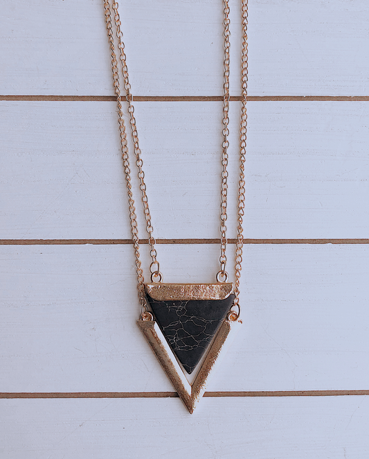 Vicki Pendant Necklace - Black