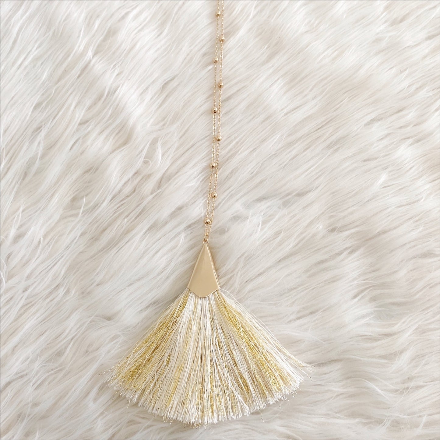 Sweet Tassel Necklace - Dusty Pink