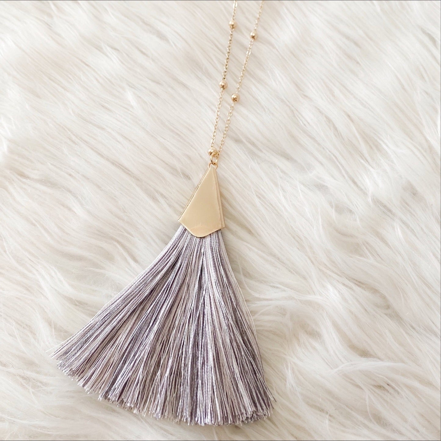 Sweet Tassel Necklace - Dusty Pink