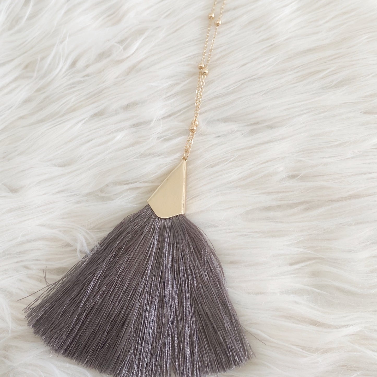 Sweet Tassel Necklace - Dark Grey